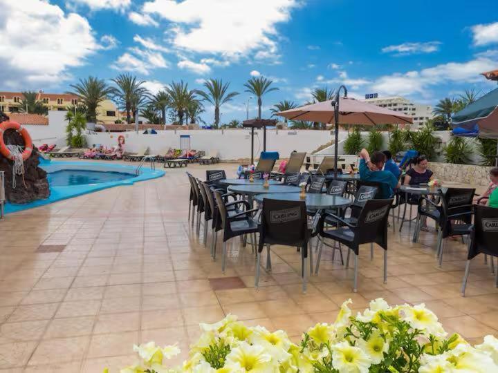 Apartment In Playa De Las Americas 1 ภายนอก รูปภาพ
