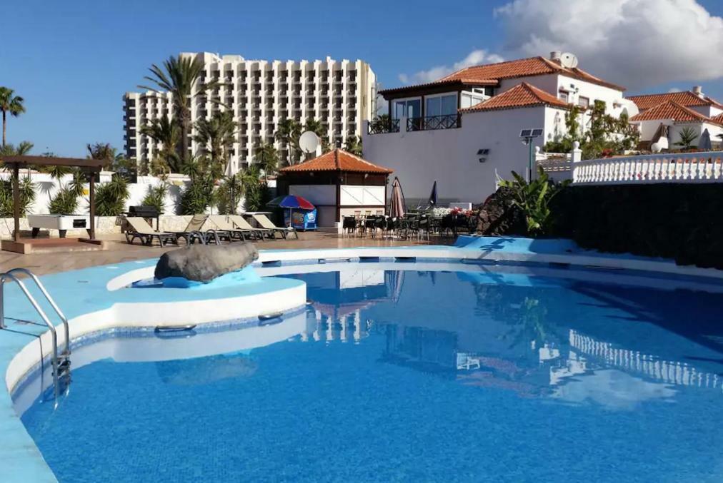 Apartment In Playa De Las Americas 1 ภายนอก รูปภาพ